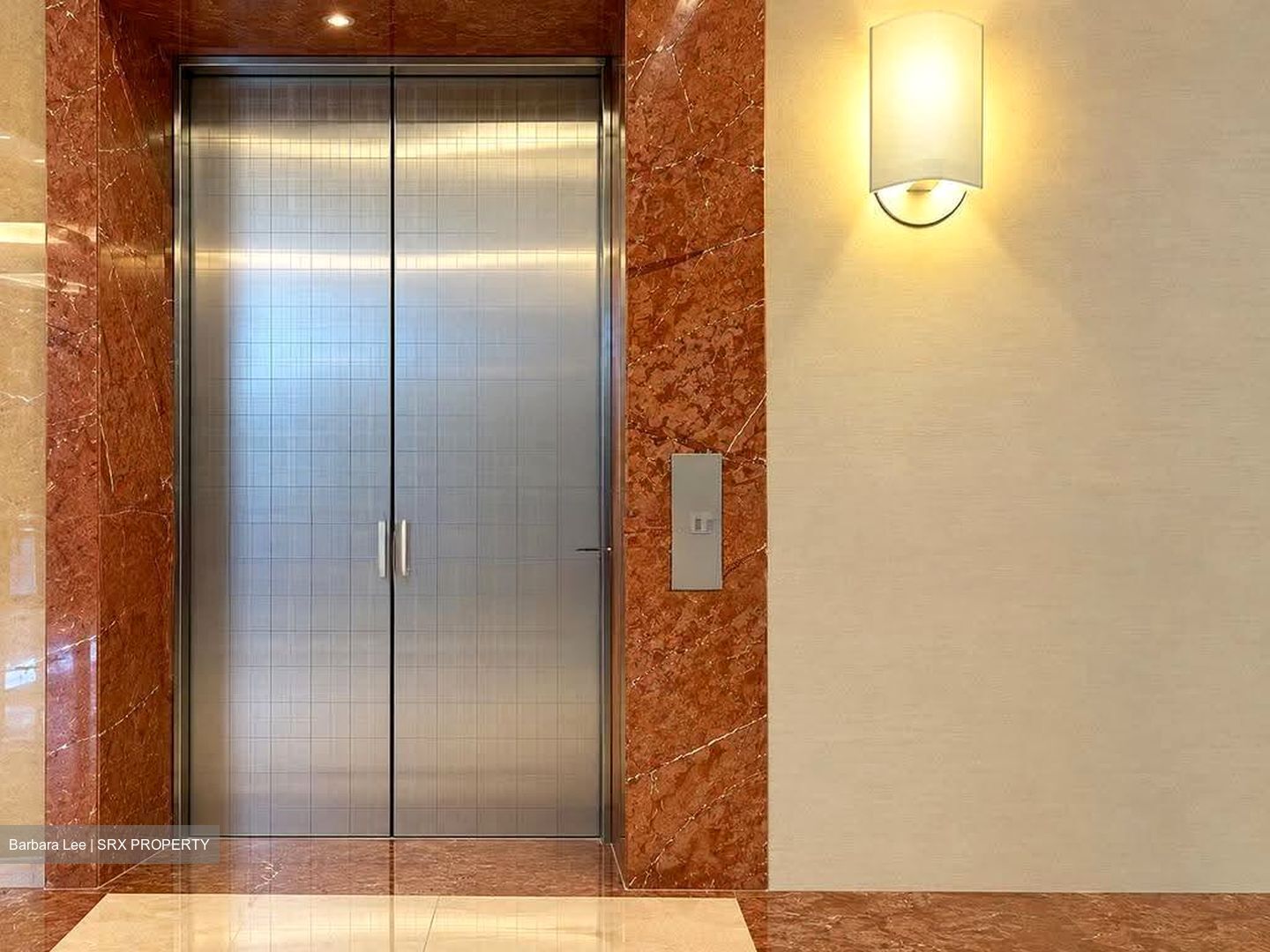 Capital Square (D1), Office #637722801